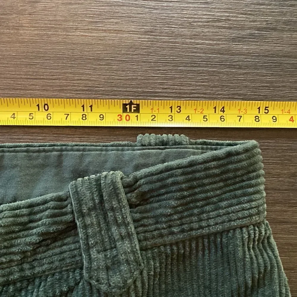 Free people green corduroy pants flare pockets size 0